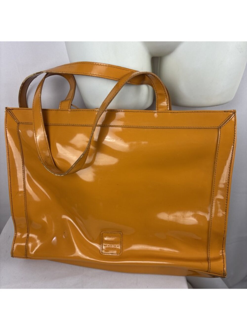 Liz Claiborne Vintage Yellow Gold Patent Leather Large Shoulder Tote & Accessory - Picture 2 of 15